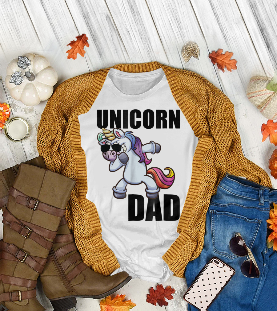 Unicorn Dad Dabbing with Sunglasses and Rainbow Mane T-Shirt