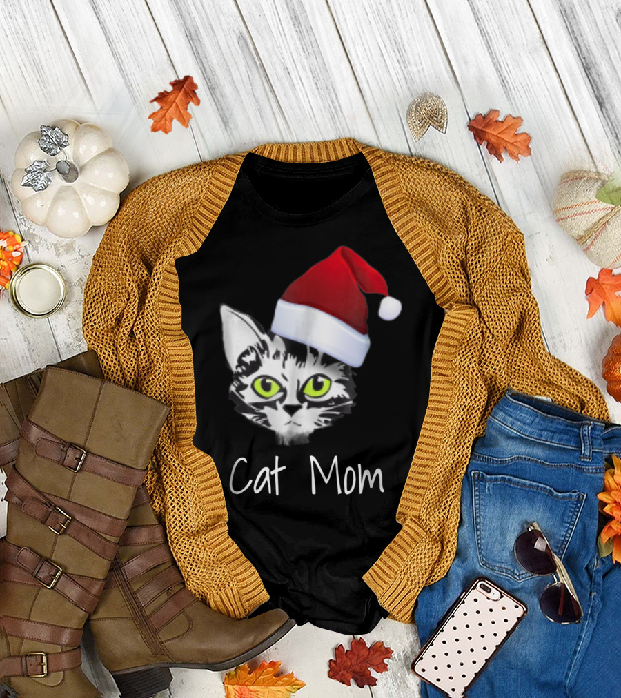 Cat Mom Christmas Santa Hat from Dad Son Daughter80 T-Shirt