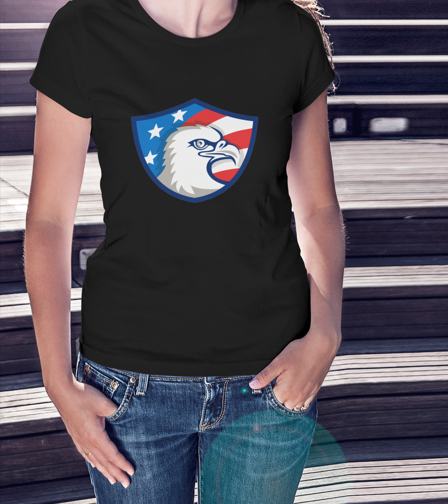 Bald Eagle Head USA Flag Shield Retro 1463 Stars And Stripes Motif T-Shirt