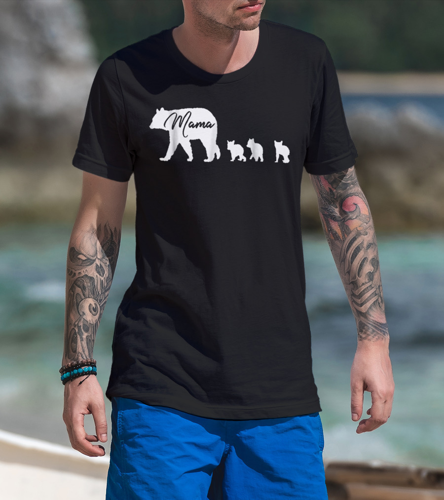 Mama Bear With Three Cubs Silhouette 图案 For Mother Bear T-Shirt