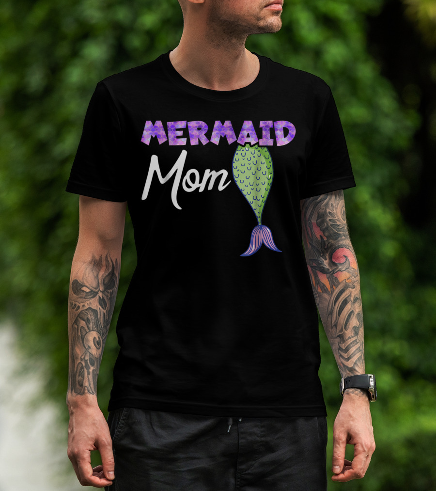 Mermaid Mom Birthday Party Mommy Wife33 T-Shirt