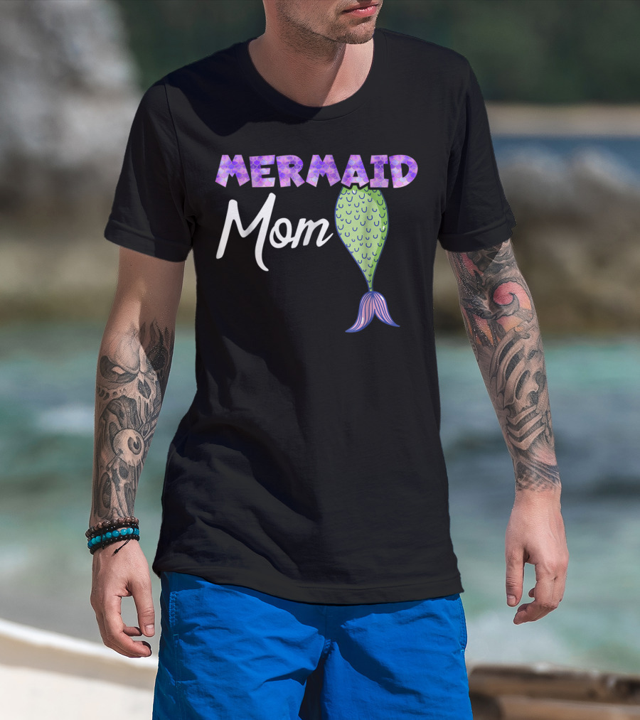 Mermaid Mom Birthday Party Mommy Wife33 T-Shirt