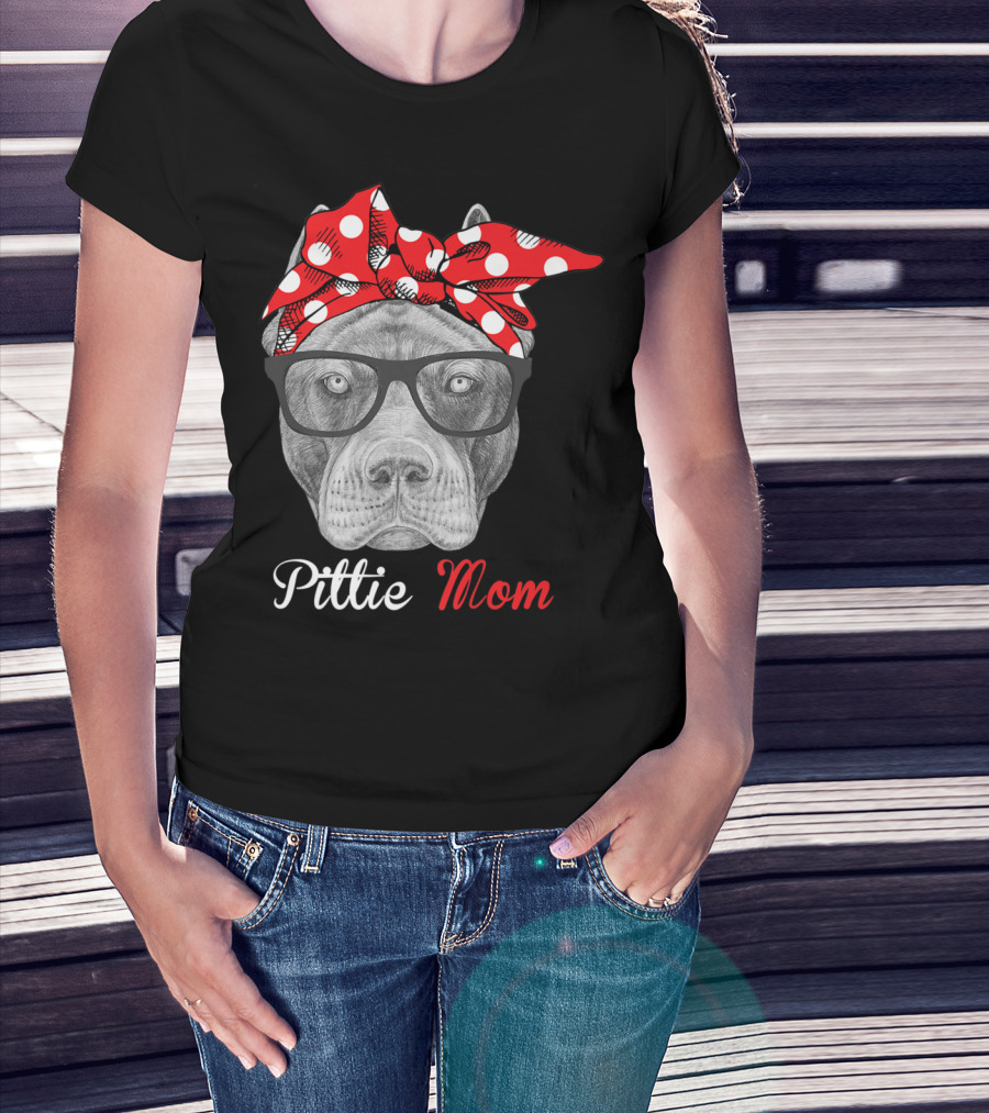 Pittie Mom Pitbull Dog Lovers Mothers Day T-Shirt