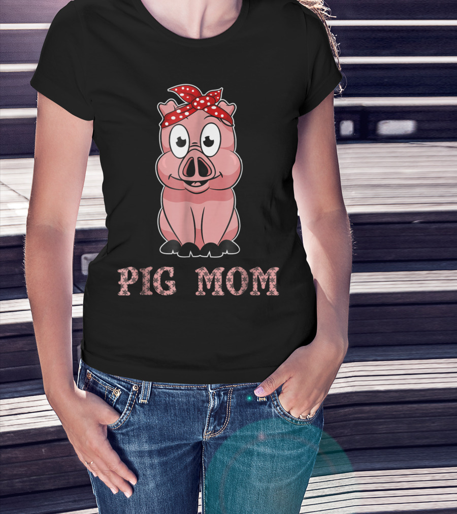 Pig Mom Bandana Cute For Girl And Women79 Whimsical Pig With Red Polka Dot Headband T-Shirt