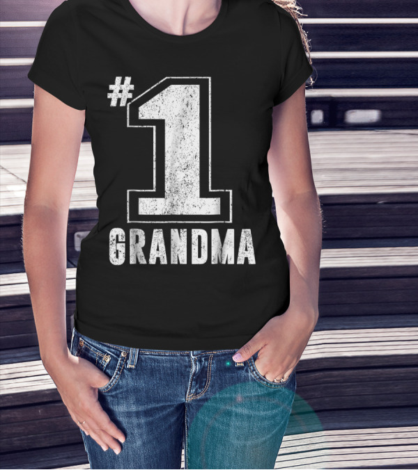 1 Grandma T-Shirt