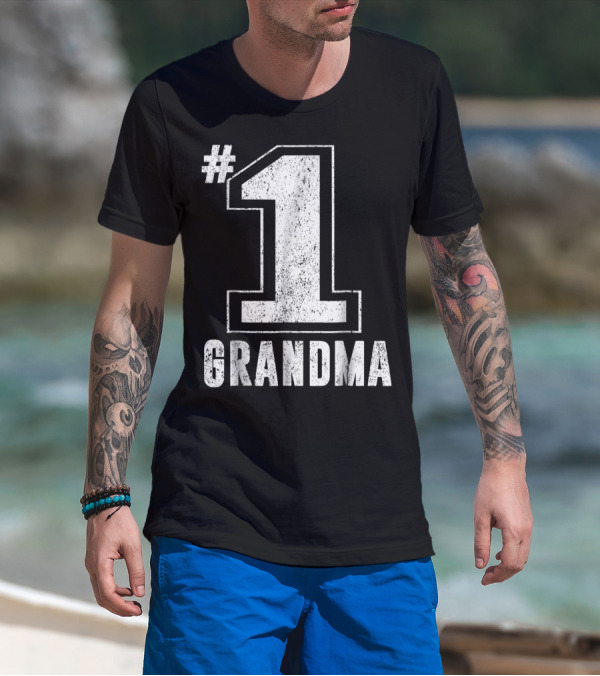 1 Grandma T-Shirt