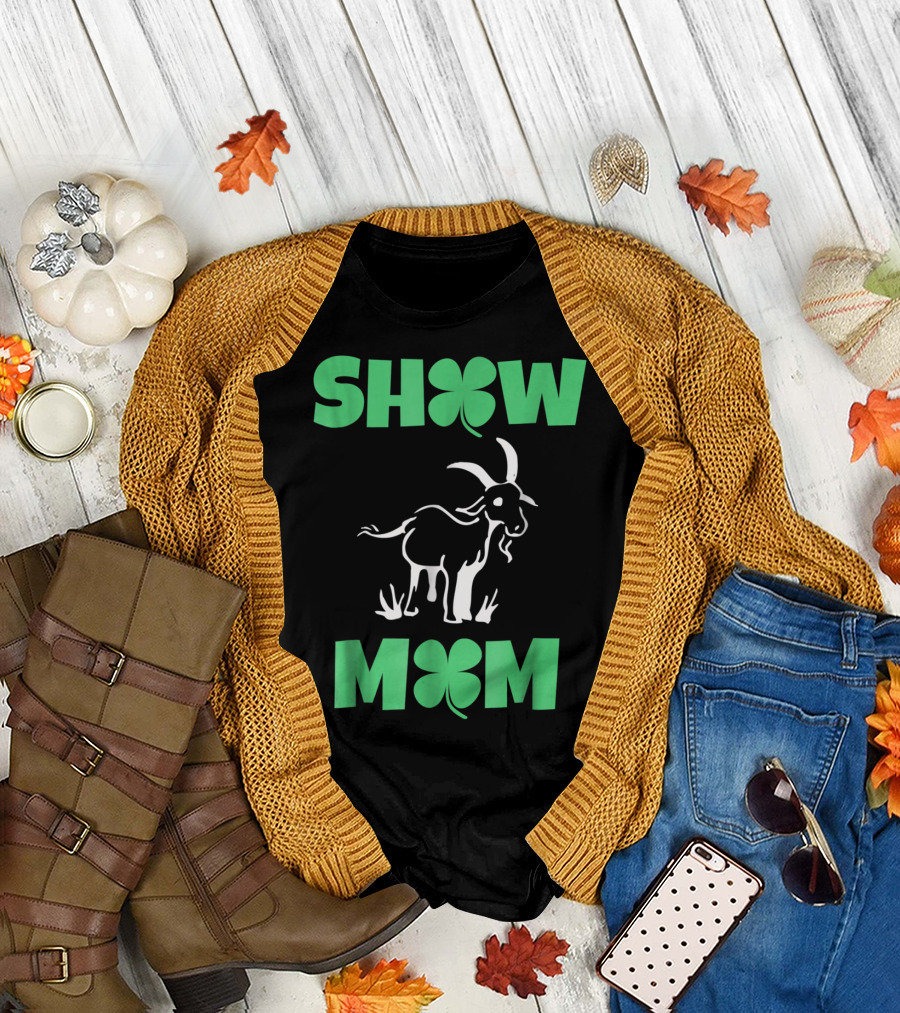 SHOW MOM CLOVER GOAT T-Shirt