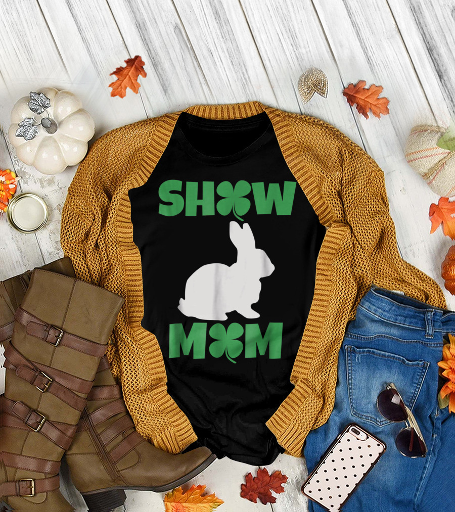 SHOW MOM CLOVER RABBIT T-Shirt
