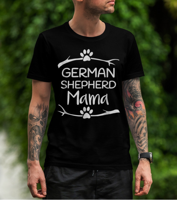 German Shepherd Mama German Shepherd Paw Print Mama T-Shirt