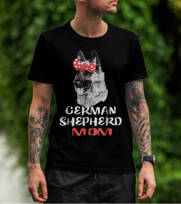 German Shepherd Mom Mother Dog Lover Owner Dog With Red Bow And Glasses T-Shirt