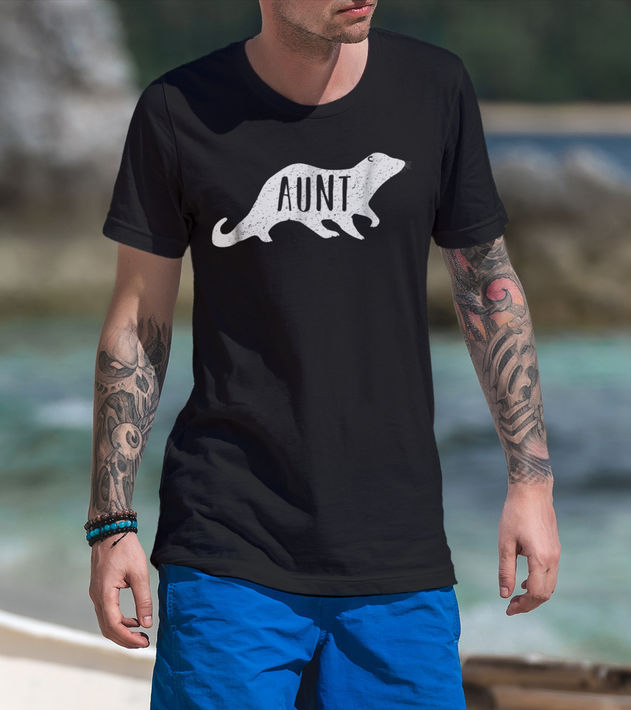 Vintage Otter Aunt T-Shirt
