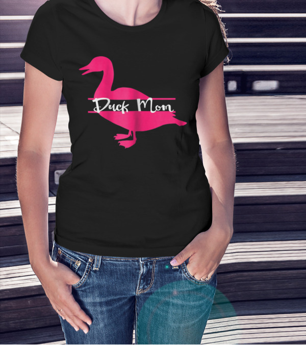 Duck Mom Rouen Pekin Duck Pink T-Shirt