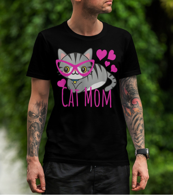 Cute Kawaii Cat Mom With Pink Glasses And Hearts T-Shirt