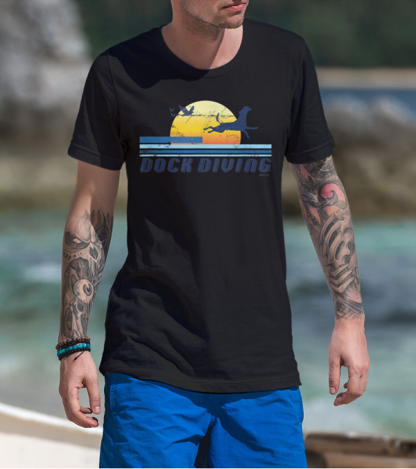 Dock Diving Jumping Dog Mom Dad Retro Sunset T-Shirt