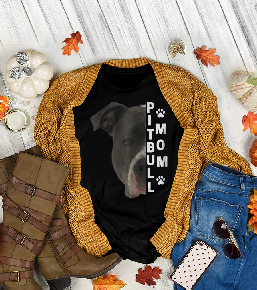 Pitbull Mom Pit Bull Lover Dog Momma Bully Breed Paw Prints T-Shirt