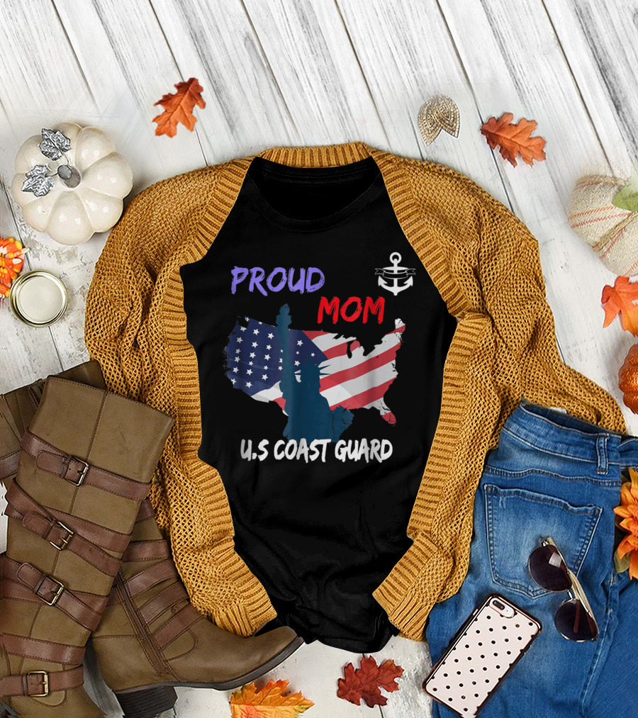 Proud Mom U.S. Coast Guard Anchor Flag Map T-Shirt