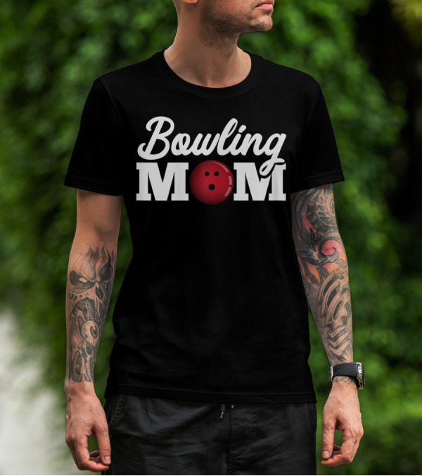 Bowling Mom With Red Bowling Ball Icon Striking Fun T-Shirt