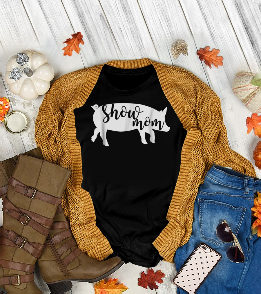Show Mom Pig T-Shirt