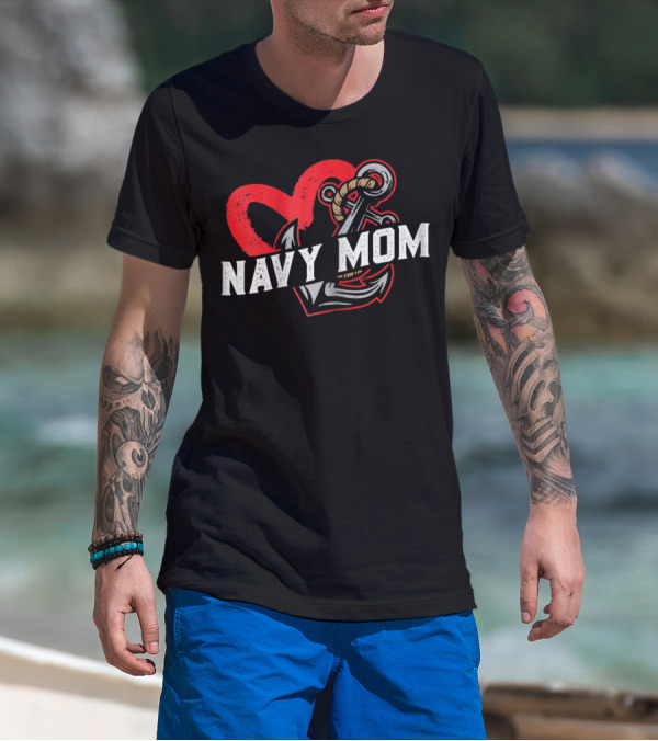 Navy Mom Heart Anchor Proud USA Navy Mother T-Shirt