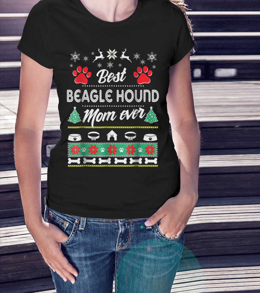 Best Beagle Hound Mom Ever Paw Trees Snowflakes And Bones T-Shirt
