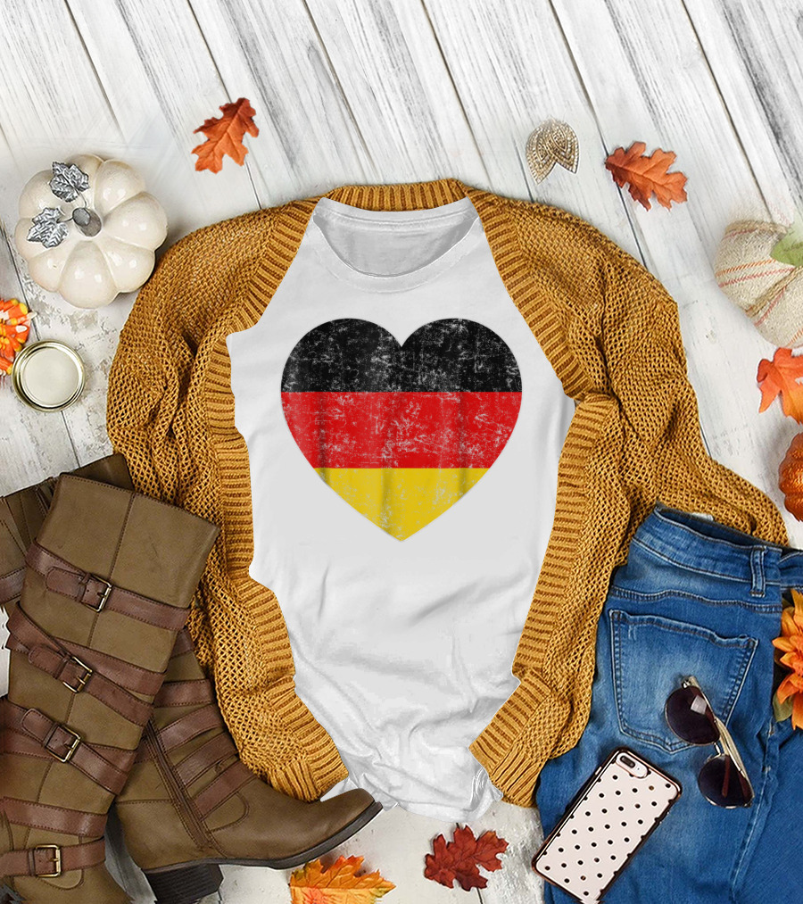 Oktoberfest German Flag Heart Germany Mom Wife56 Oktoberfest T-Shirt