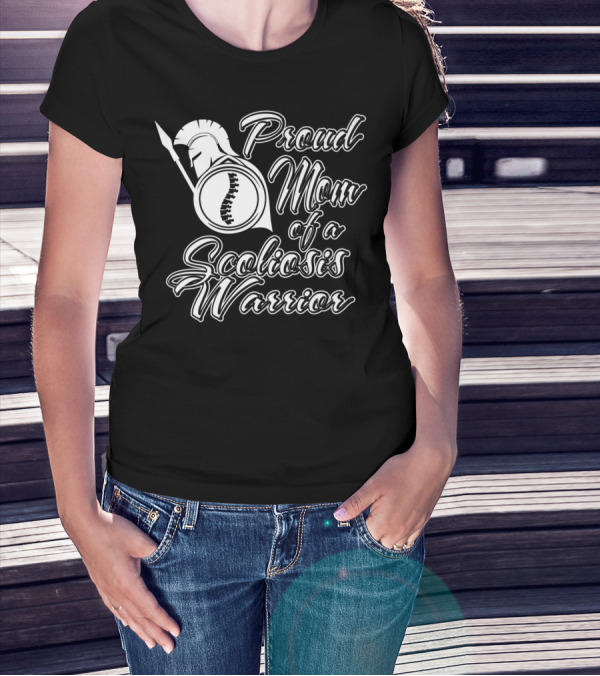 Proud Mom Of A Scoliosis Warrior Spartan Helmet Emblem T-Shirt