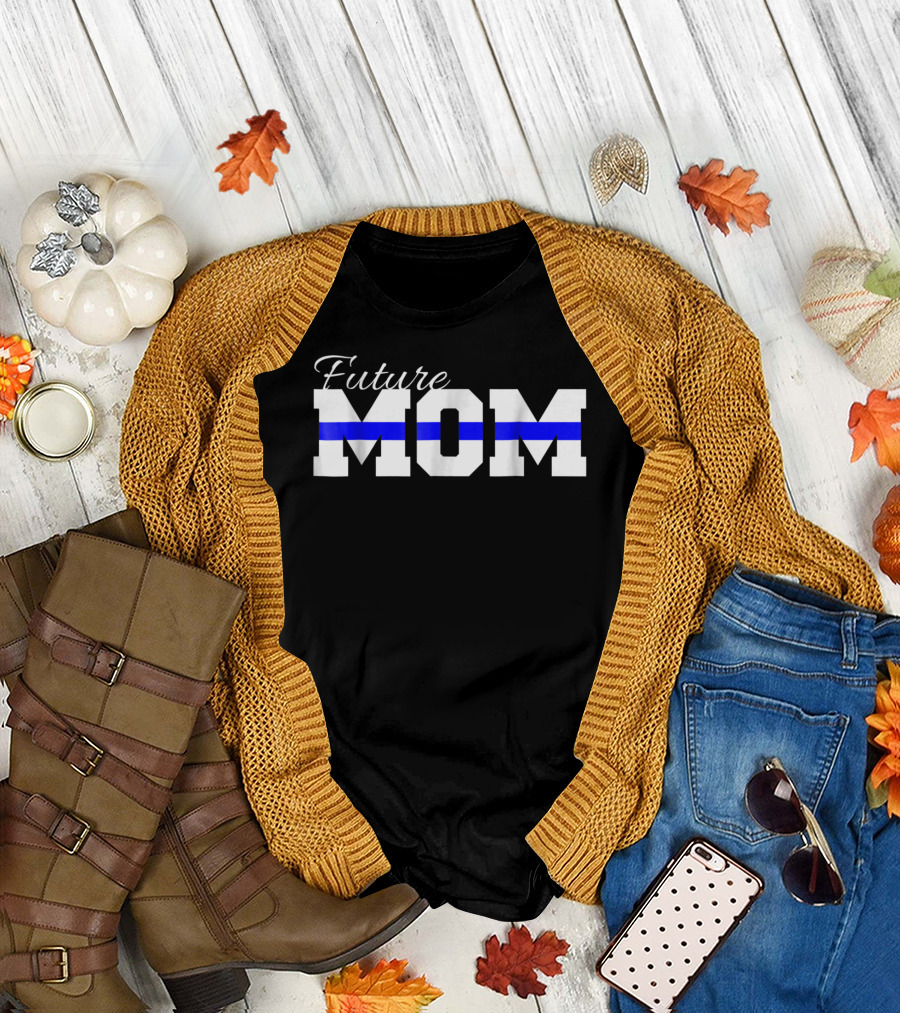 Future Mom Thin Blue Line Baby Announcement T-Shirt