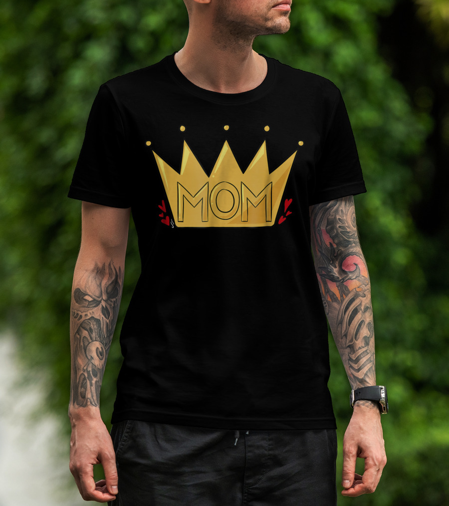 Queen Mom Crown With Hearts T-Shirt