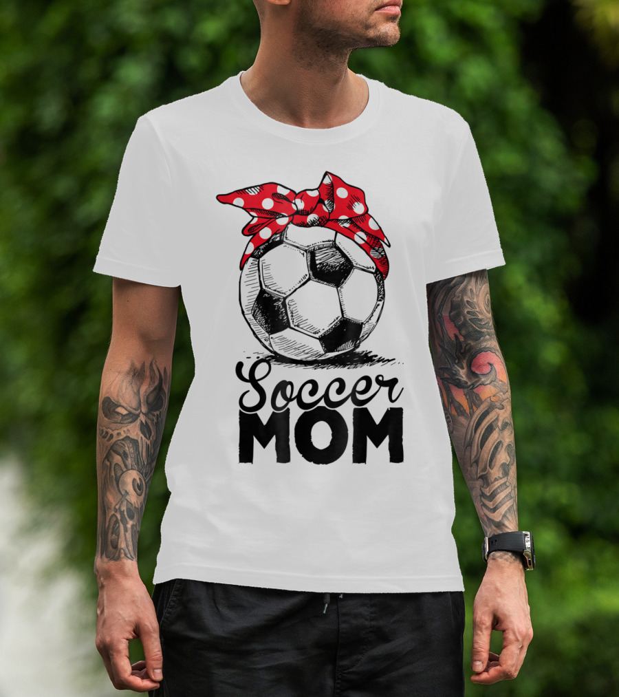 Funny Soccer Mom Polka Dot Bandana Vintage Soccer Fan Player17 T-Shirt