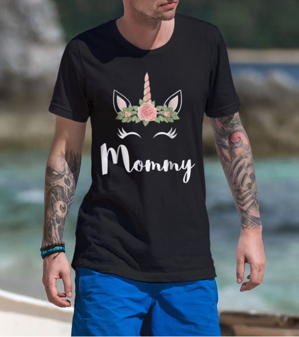 Mommy Cute Unicorn Face Mommy Flower Crown T-Shirt