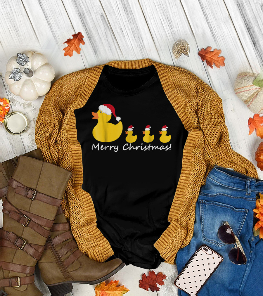 Merry Christmas Rubber Duck Family Santa Hat Mom of Three T-Shirt