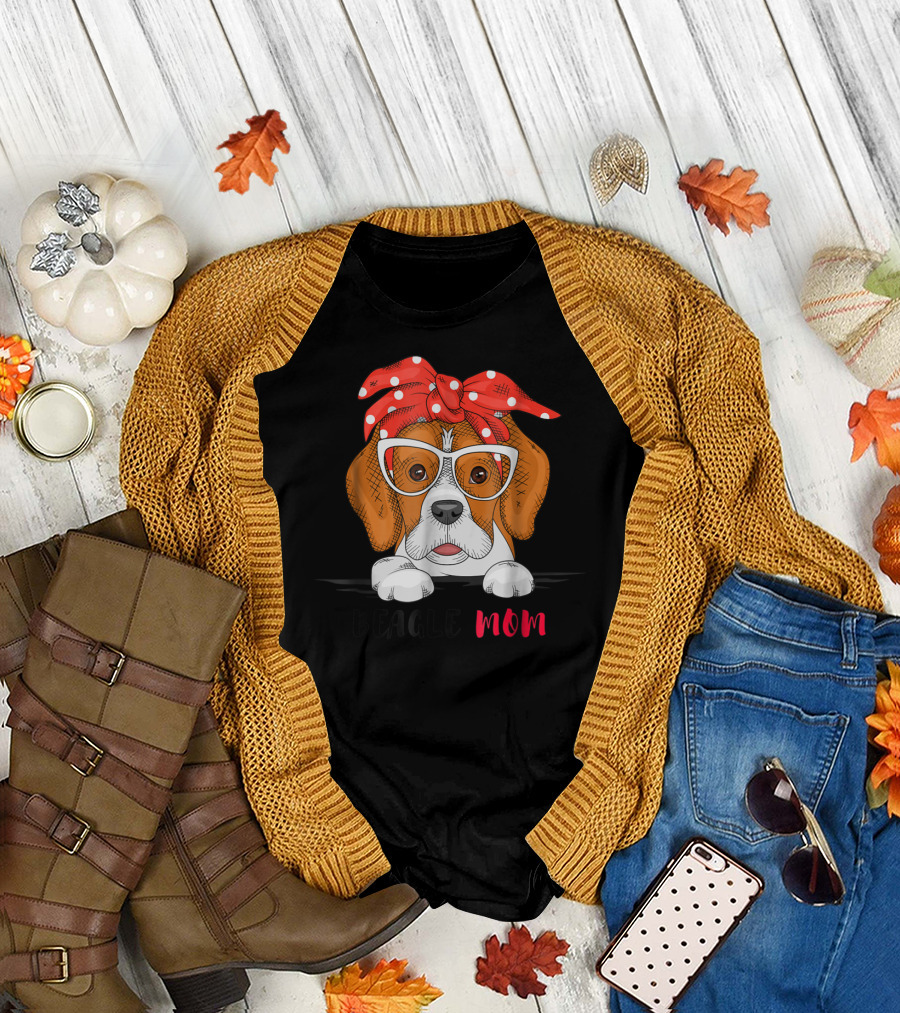 Beagle Mom with Glasses and Red Bow T-Shirt