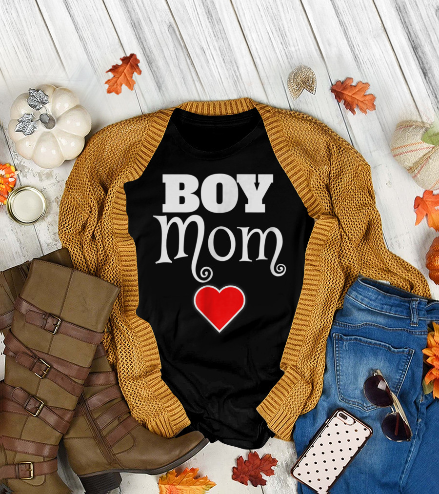 Boy Mom Heart Love My Boys Mother of Boys T-Shirt