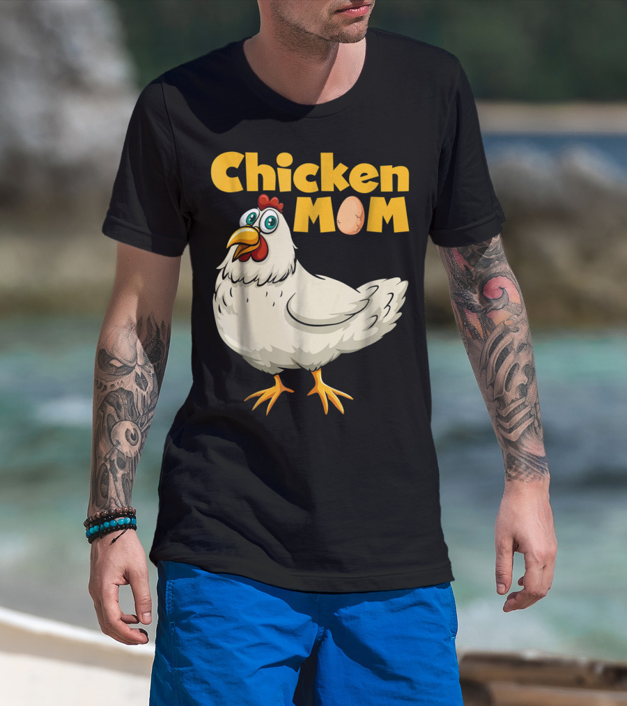 Chicken Mom Cute Cartoon Hen With Egg Lettering T-Shirt