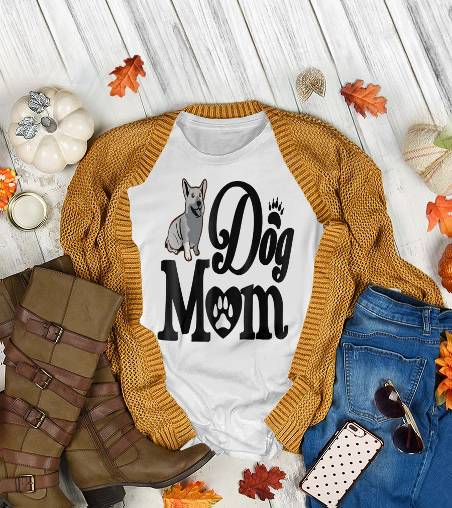 Dog Mom Paw Print German Shepherd T-Shirt