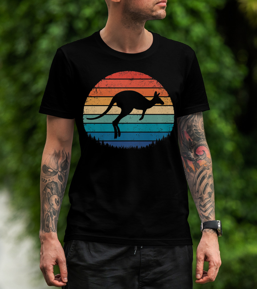 Australia Kangaroo Vintage Sunset Forest Silhouette Retro Stripes T-Shirt