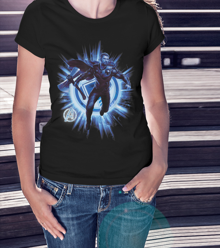 Thor Avengers Endgame Blast With Axe And Blue Lightning Background T-Shirt