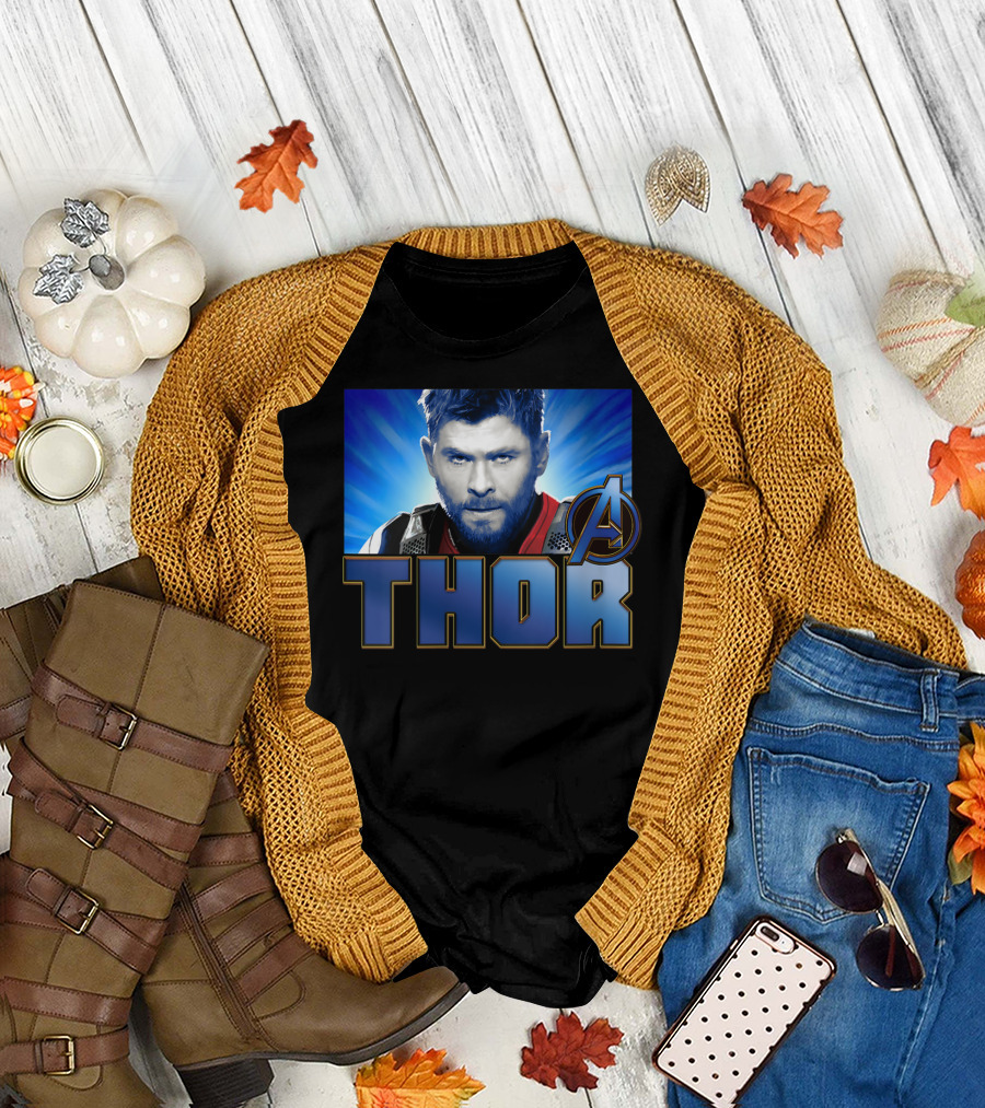 Avengers Thor Marvel Hero Iconic Blue Background T-Shirt