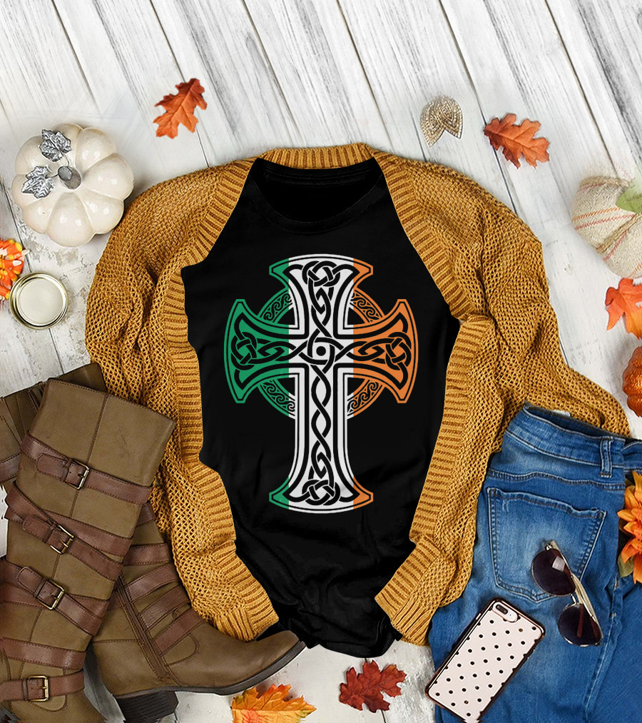 Irish Celtic Cross Celtic Knot Tricolor Ireland T-Shirt