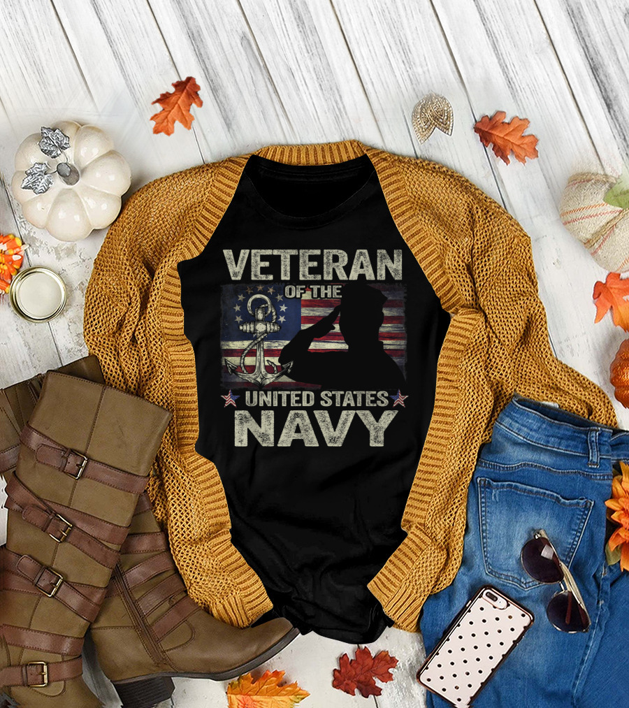 Veteran of the United States Navy Betsy Ross Flag Anchor Salute T-Shirt