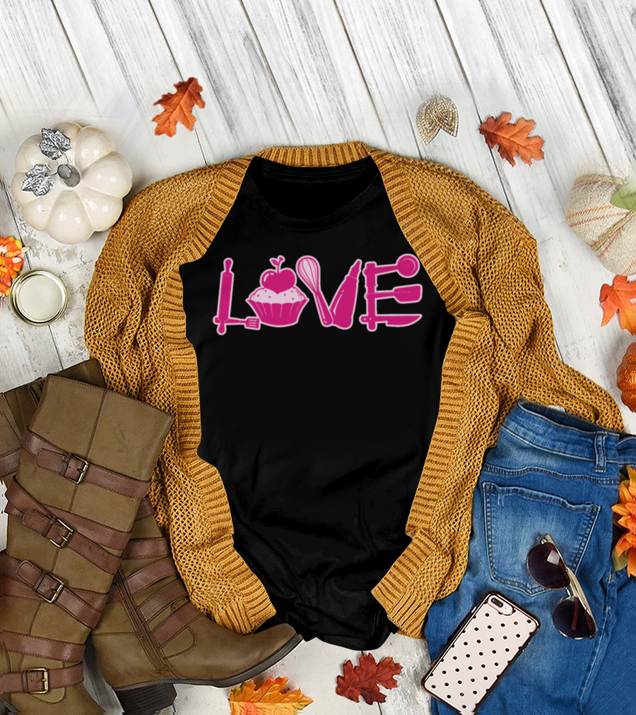 Love Baking Cupcake Whisk Pastry Chef Tools T-Shirt