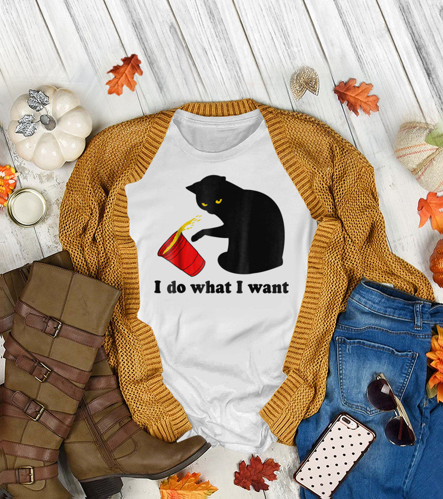 I Do What I Want Black Cat Red Cup T-Shirt
