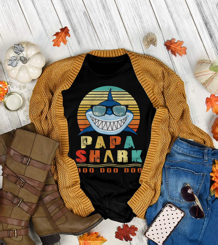 Papa Shark Doo Doo Doo Retro Vintage Sunglasses T-Shirt