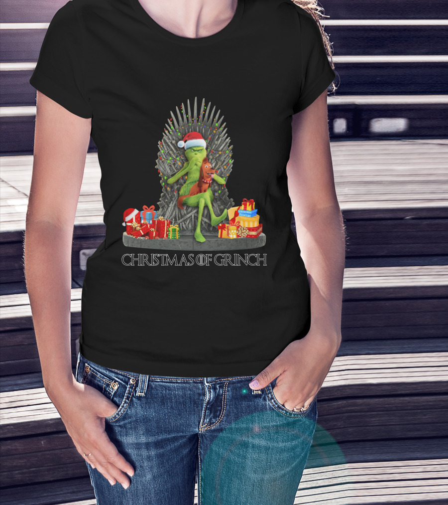 Christmas Of Grinch Iron Throne Santa Hat Gifts T-Shirt