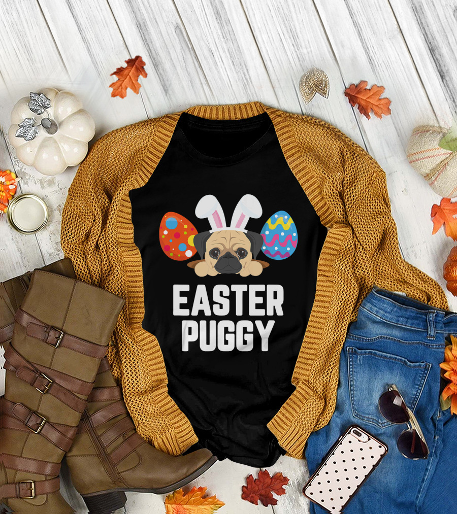 Easter Puggy Cute Dog Pug Bunny Ears Funny Easter Eggs T-Shirt