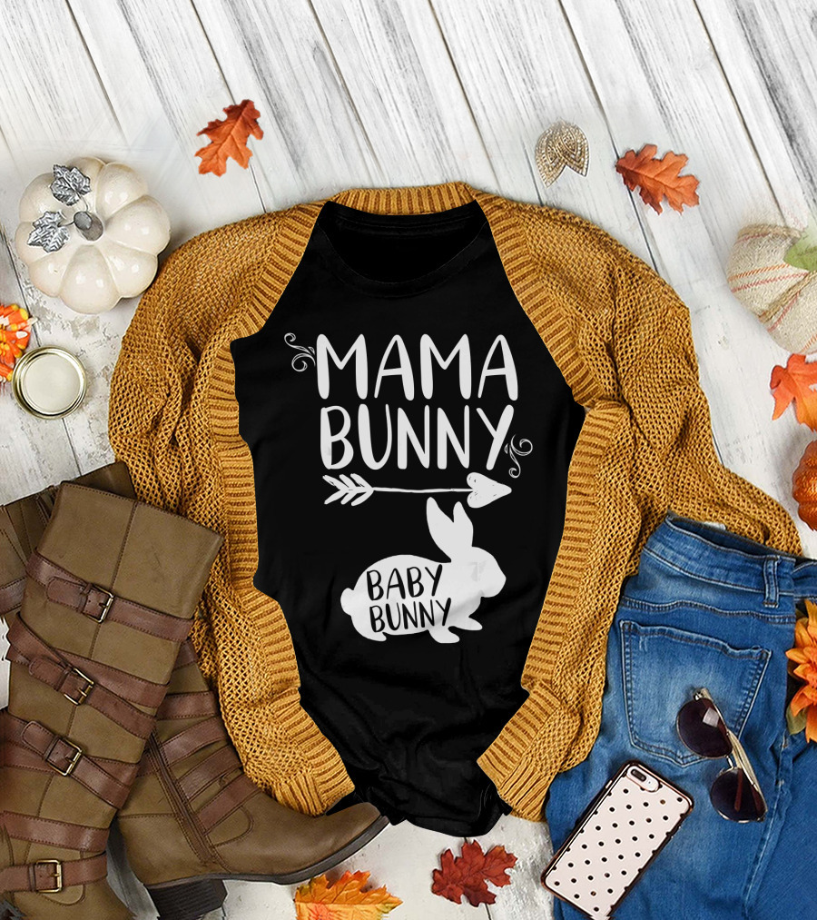 Mama Bunny Baby Bunny Cute Easter Pregnant T-Shirt