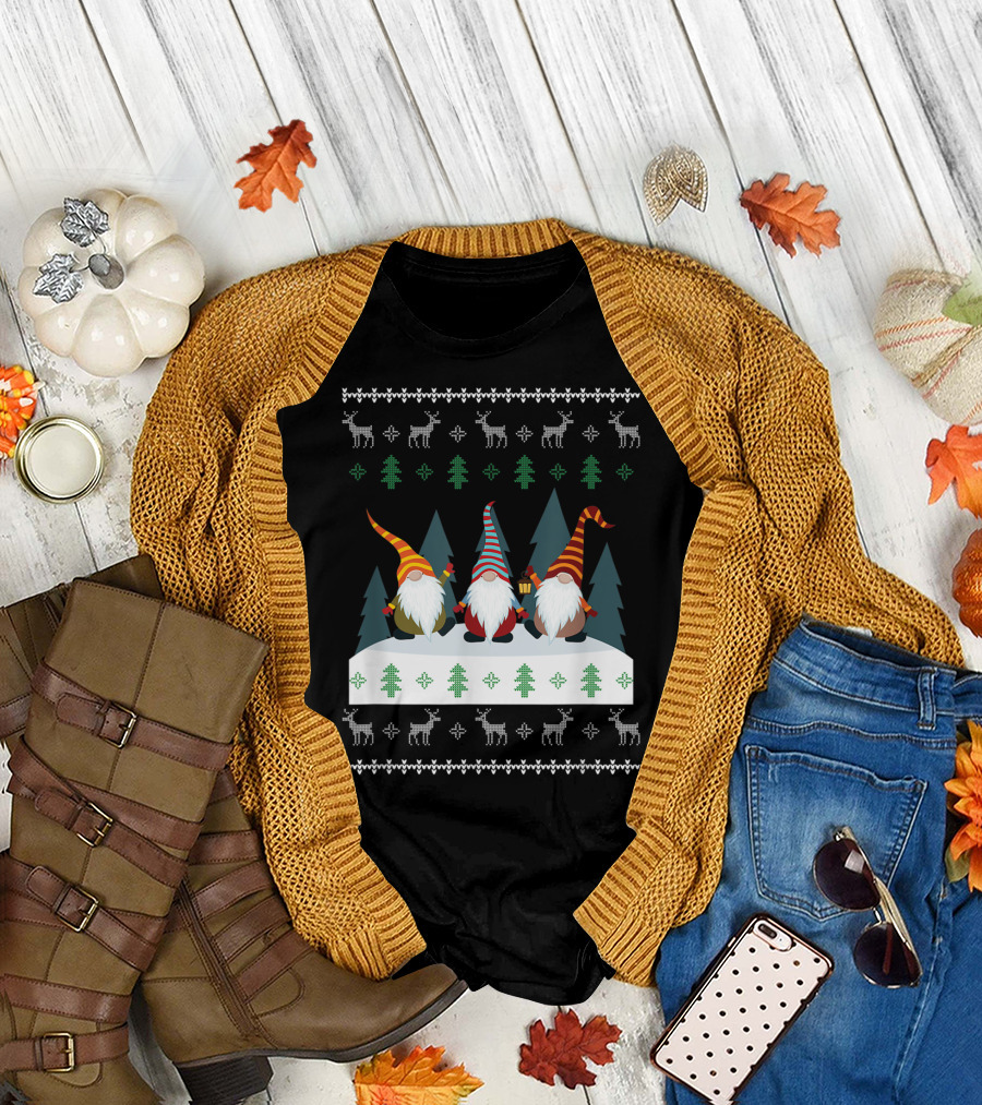 Cute Garden Gnomes Xmas Elf Holiday Festive Winter Scene with Reindeer and Trees T-Shirt