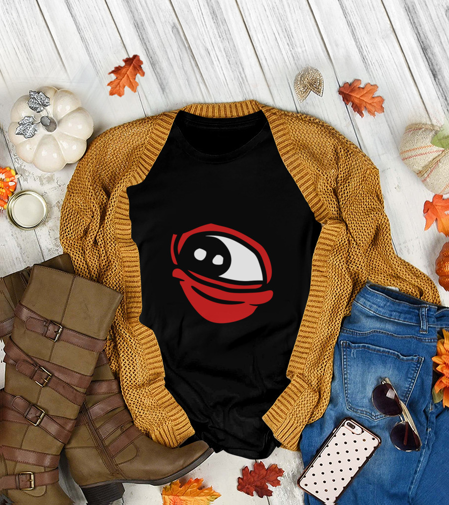 Big Creepy Red Eye Monster Halloween Horror T-Shirt