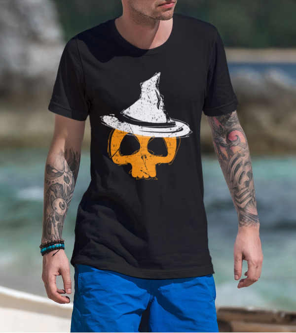 Cute Skull With Witch Hat Scary Halloween Present T-Shirt