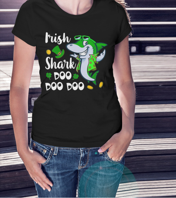 Irish Shark Doo Doo Doo St Patrick's Day Green Hat Coins Shamrock T-Shirt